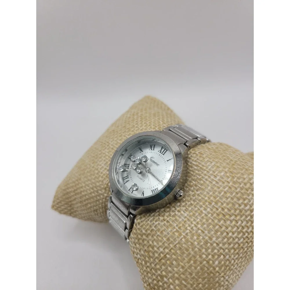Geneva Women's Silver Tone Quartz Watch White Roman Numeral Dial Floating Crysta